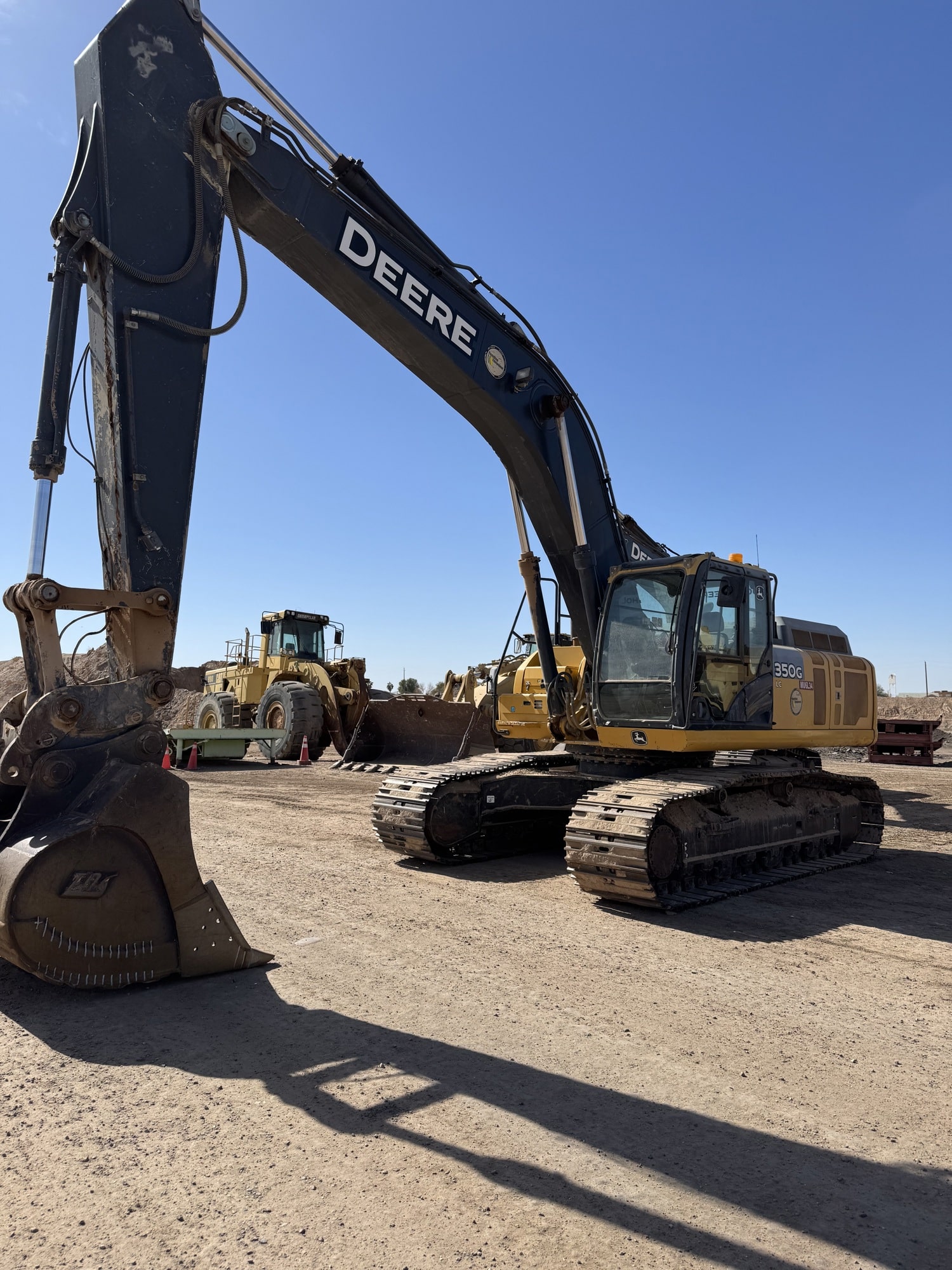 2016 John Deere 350G LC